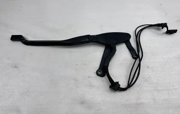 Mercedes-Benz S W222 Front wiper blade arm W000052849
