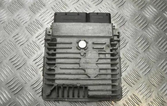 Volkswagen Polo V 6R Other control units/modules 03L906023BC E2005