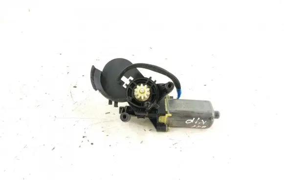 Mercedes-Benz E W211 Seat adjustment motor 2118203142 A2118203142