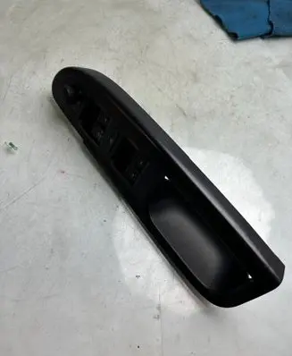 Volkswagen PASSAT B6 Electric window control switch 3C1867171B