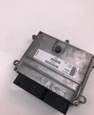 Volvo V50 Engine control unit/module P30650677