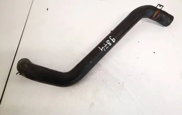 Toyota Yaris Engine coolant pipe/hose