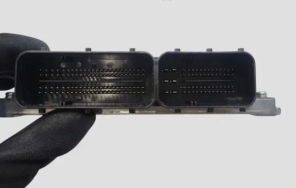 Mazda 6 Engine control unit/module R2AA18881M 2758009149