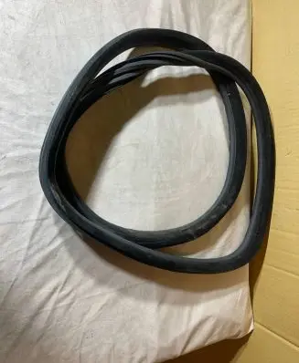 BMW 4 F36 Gran coupe Rubber seal loading door 7401893
