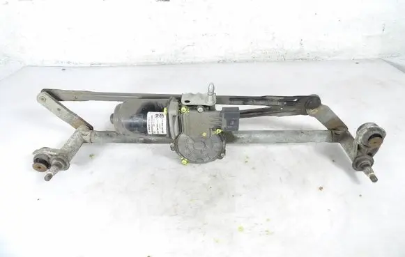 Skoda Rapid (NH) Front wiper linkage and motor 5JB955113PL9