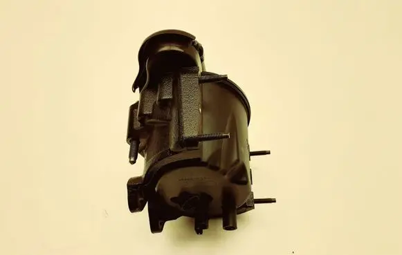 Land Rover Range Rover Evoque L538 Fuel filter housing 817274LFA3 PA66GF30