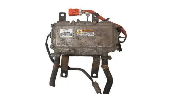 Mitsubishi i-MiEV Voltage converter inverter 7806A085 HBA0023368 CAC411A015