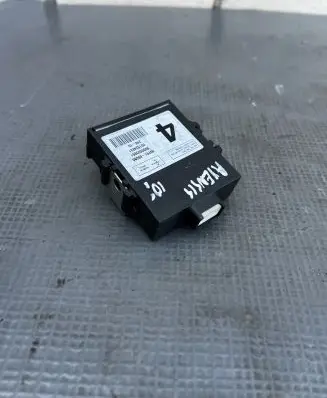 Toyota Avensis T270 Other control units/modules 8974105080