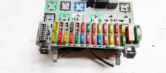 Opel Tigra A Fuse box set 90483952 008065444