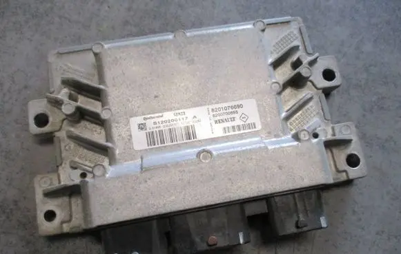 Renault Twingo II Engine control unit/module ECU 8201176690 8200700695 S120200117