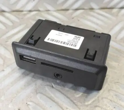 Renault Master III USB socket connector 280233290R 33377839