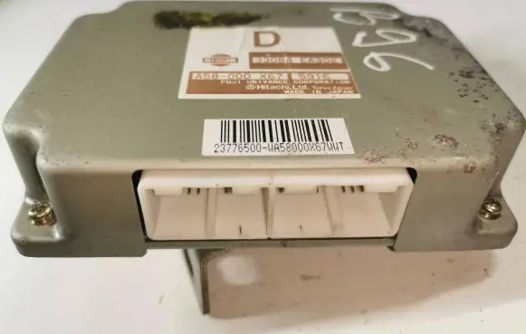 Nissan Navara D40 Gearbox control unit/module 33084EA302 A58000X67 5916