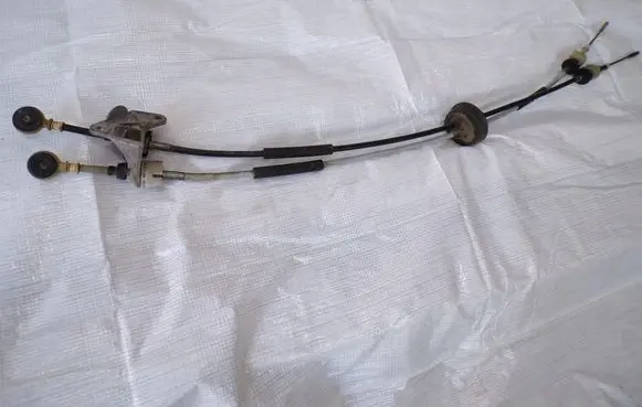 Opel Astra K Gear shift cable linkage 55488633