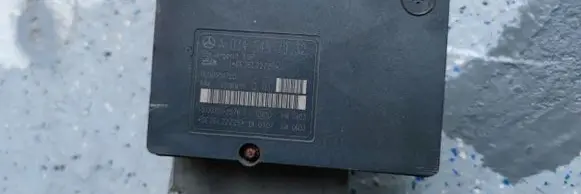 Mercedes-Benz C W203 ABS Pump A0345457932