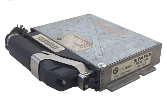 BMW 5 E34 Engine control unit/module 17386009 5WK9001 MS400