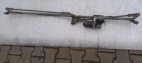 Peugeot 307 CC Front wiper linkage 