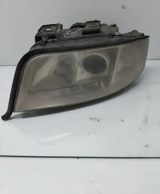 Audi A6 S6 C5 4B Headlight/headlamp 15592900