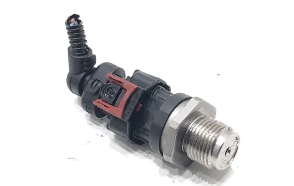 Opel Corsa D Fuel pressure sensor 0281006158
