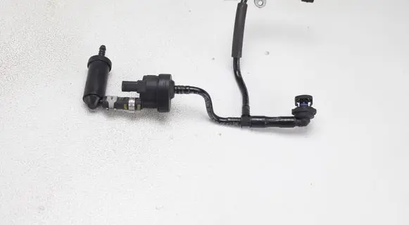 Audi A4 S4 B8 8K Turbo solenoid valve 06H906517H 06H133781BF