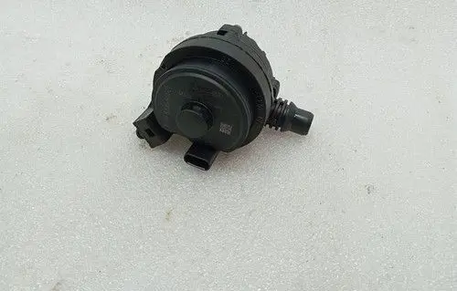 BMW 3 G20 G21 Electric auxiliary coolant/water pump 8840614