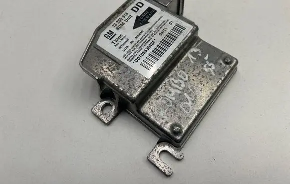 Volkswagen PASSAT B6 Airbag control unit/module 327963935 DDT0553543F 13259913