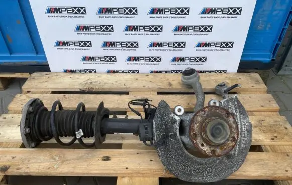 BMW 4 F32 F33 Front shock absorber/damper 6799097