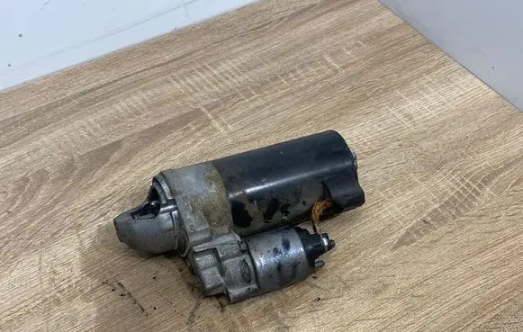 Mercedes-Benz Sprinter W906 Starter motor A6519062800 6519062800 0001139065