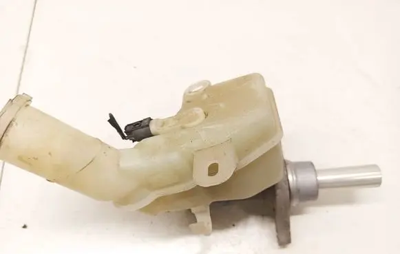 Mitsubishi Outlander Master brake cylinder 