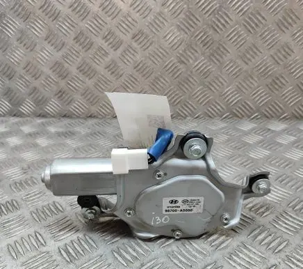 Hyundai i30 Rear window wiper motor 98700A5000