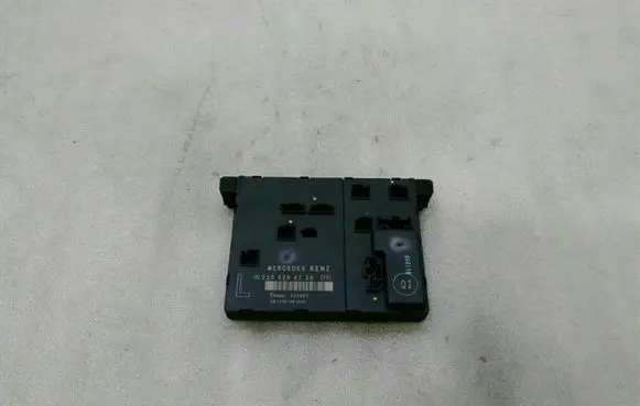 Mercedes-Benz SL R230 Door control unit/module A2308204726