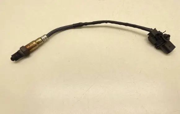 Volvo XC60 Lambda probe sensor 30751138 303082 0258017107