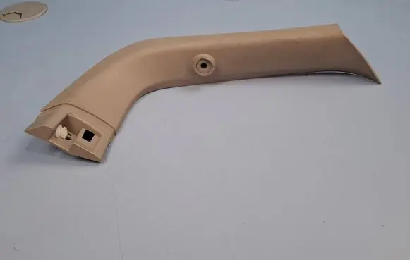 BMW X1 F48 F49 Tailgate/trunk side cover trim 51497350847