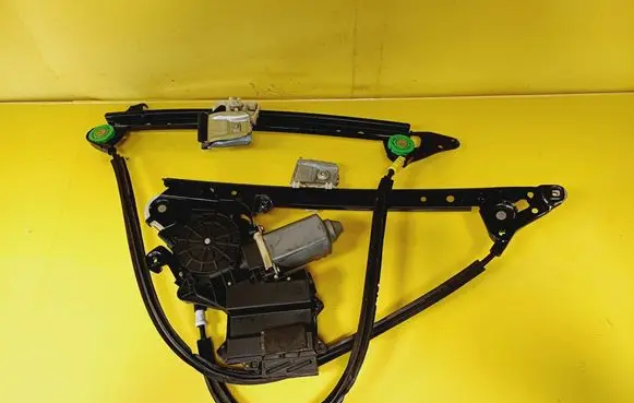 Rear door window regulator with motor