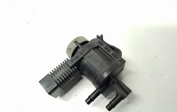 Audi A4 S4 B7 8E 8H Turbo solenoid valve 1K0906283A