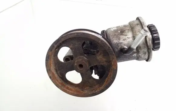 Toyota Corolla Verso AR10 Power steering pump