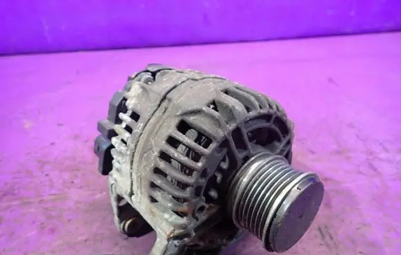 Seat Leon (1M) Generator/alternator 038903023