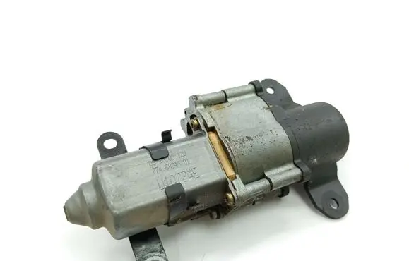 Chrysler Voyager Sliding door motor 7746804601