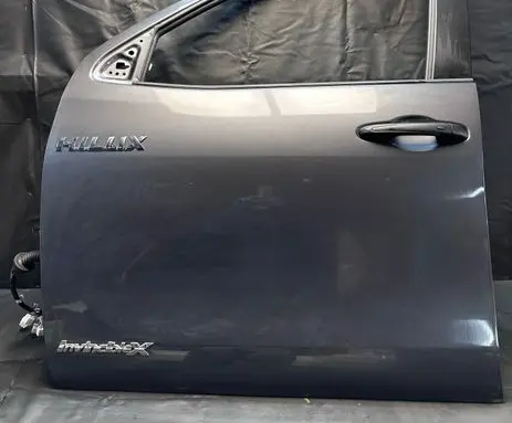Toyota Hilux VIII Front door 859TT5459TY