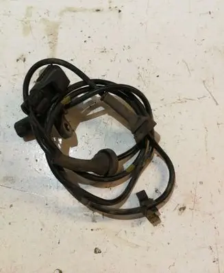 Volvo V70 ABS brake wheel speed sensor 9467580
