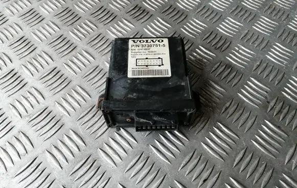 Volvo V70 Auxiliary heating control unit/module 37307515 02470537