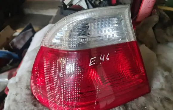 Tail light part