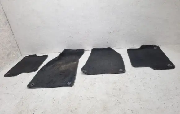 Seat Exeo (3R) Car floor mat set 