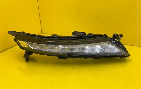 Mitsubishi Eclipse Cross Headlight/headlamp 92206010