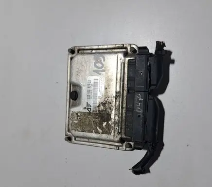 Skoda Octavia Mk1 (1U) Engine control unit/module 038906019DL