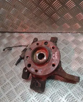 Opel Astra H Front wheel hub 