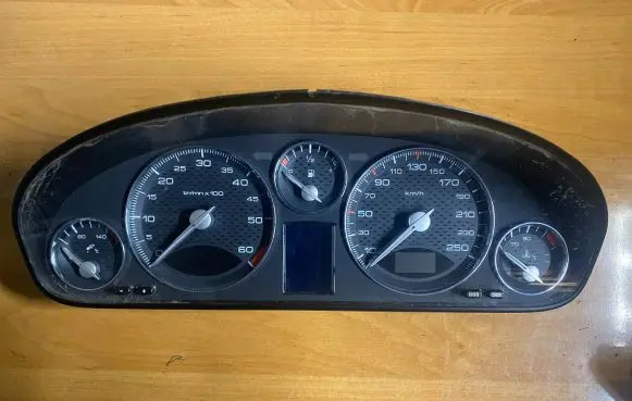 Peugeot 607 Speedometer (instrument cluster) A2C53098089 40023600 53098089