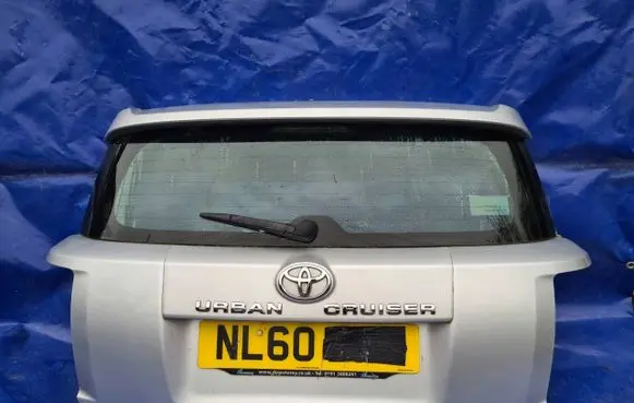 Toyota Urban Cruiser (XP110) Truck tailgate 
