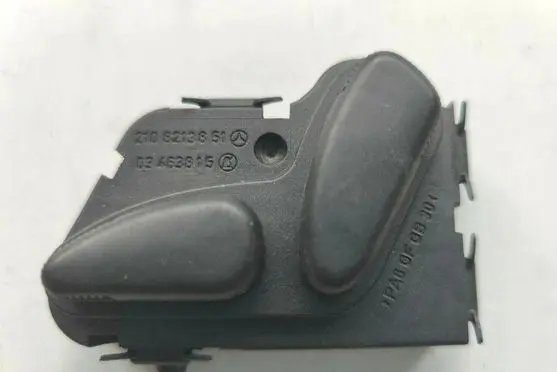 Mercedes-Benz E W210 Seat control switch 2108213851