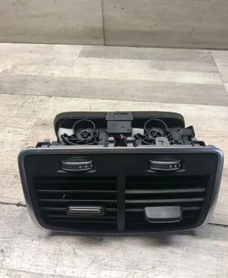 Audi A6 C7 Rear air vent grill 4G0819203 9026000