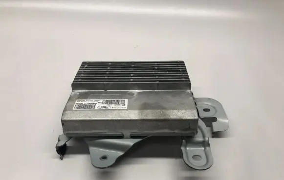 Ford Mustang VI Sound amplifier HR3T18T806
